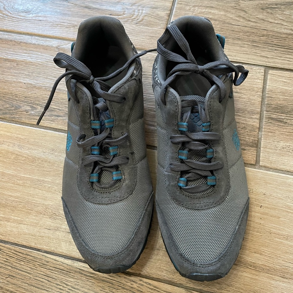 Columbia shoes